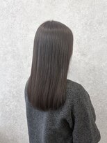 トッカ 茨木(tocca)&nbsp;大人女性のためのグレージュブラウン