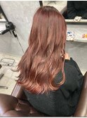 ピンクベージュ