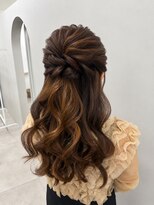 ソリン(Solin')&nbsp;ルーズツイストハーフアップ