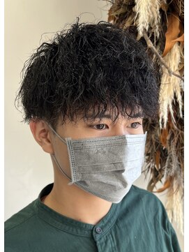 ネクストフォーヘアー(NEXT for hair) ツイスト スパイラル 刈り上げ マッシュ ツーブロ 黒髪 パーマ