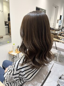 カルゥグラッシー(KALOU glassi) 透明感カラー☆艶感ミディ