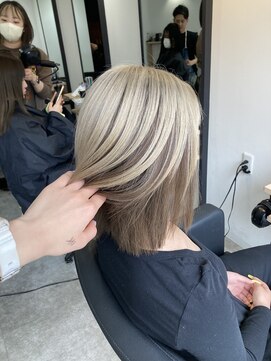 ラフ 難波店(LAFF) #黒髪#ボブルフ#ネビージュ#小顔#ワンレン