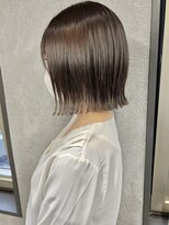 アイユー(ii+U)&nbsp;ボブ　小顔カット ナチュラル　外ハネボブ