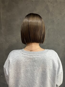 ペニー(PENNY) 切りっぱなしボブ