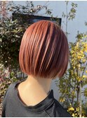 ミニボブ＆ピンクベージュ