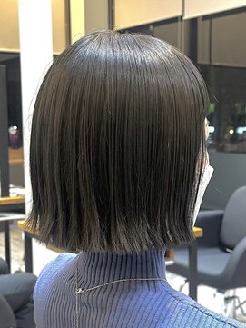 アトリエコア(Atelier Coa) ミルクティーベージュカラーくびれヘアグレージュカラー韓国