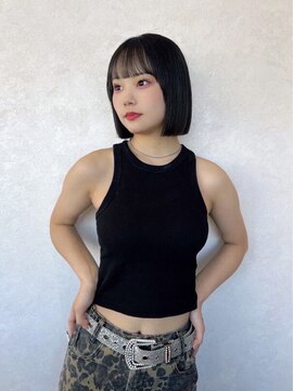 アース コアフュールボーテ 伊勢崎(EARTH coiffure beaute) ダークグレー_ダブルカラー_切りっぱなし_ボブヘア