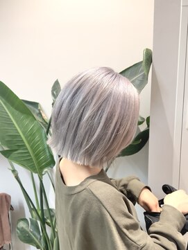 ソワ 錦糸町(soi) ホワイトシルバー /ブリーチ/ケアブリーチ/錦糸町/押上