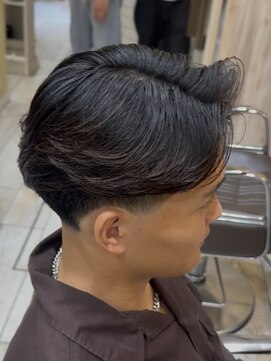 グルーマーズクレッジ 渋谷店(GROOMER/S CREDGE) メンズ/スパイキーショート/フェード/ニュアンスパーマ