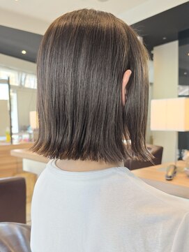 フロア(FLOOR) #そとはねボブ#バッサリ#金沢文庫FLOOR八木