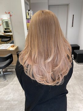 アヴァンス 京橋店(AVANCE) 黒髪/クラゲヘアー/オリーブグレー/小顔/ココアベージュ/京橋