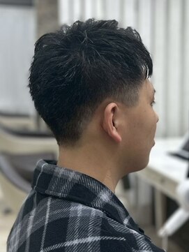 宇都宮メンズカットスパイキーショートツーブロックフェード