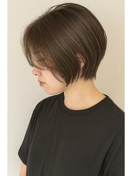 ショートレイヤー　ハイライト　ブリーチ　白髪ぼかし