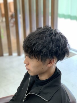 マノアマノ(mano a mano) メンズパーマ(ツイストピン)