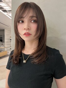 シアラ(ciala) 【清澄白河】フェイスレイヤーハッシュカット大人ミディアム