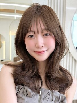 アフロートリノ(AFLOAT Leino) 韓国 ミディアム 顔まわり レイヤー