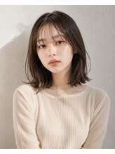ラトリエ ブロカント 立川北口店(L'atelier BROCANTE) ナチュラル ミディアムボブ 外はね 切りっぱなしボブ