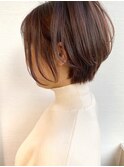 ピンクベージュ×ミニマムショートボブ
