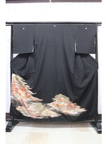 ルナクレセント (Luna crescent)&nbsp;留袖ST-１　￥10000～(着付料込み)