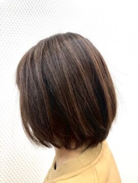 クオリス 上福岡店(QUALIS) ナチュラル/ベージュ/小顔/ショートボブ/30代40代50代/白髪染め