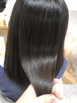 トゥーリ 藤崎店(tuuli) うるツヤストレート