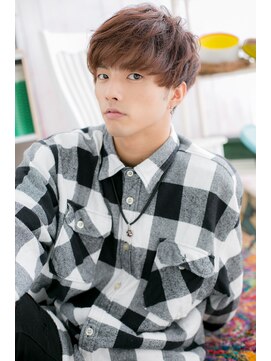 ミック ヘアアンドメイク アップ 駒込店(miq Hair&Make up) ツートンカラーの重軽ツーブロックマッシュウルフc1