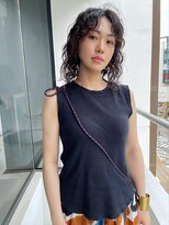 イトシテ&nbsp;2022★夏　強めウェーブヘア【本多身和子】