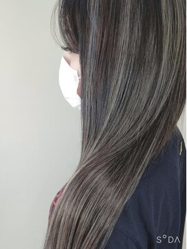 ウィット アンド ラファム Wit &La Famme シールエクステでは無理な自然ハイライト