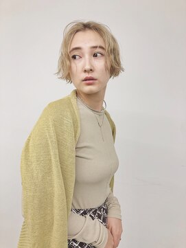 サン(son) ショートボブ