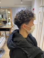 ネオリーブ チロル 横浜西口店(Neolive CiroL.)&nbsp;メンズオススメ☆くるくるパーマ