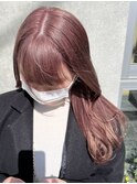 ピンクベージュ