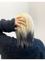 ヴァーディ オモテサンドウ(Vardy omotesando)&nbsp;ルーツカラー/ブロンド/抜きっぱなし