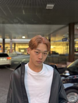 スパーブ(SUPERB) センターパート/ミルクティーベージュ