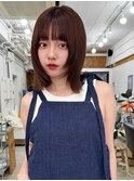 小顔顔周りレイヤーストレートミディ