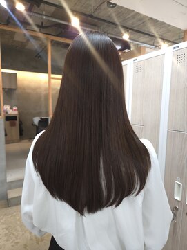 フリーラ 京都河原町三条店(freera) 地毛風ストレート★エイジングケア