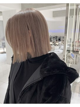 レイズ 国分寺店(RAYS) ミルクティーベージュ・切りっぱなしボブ[国分寺]