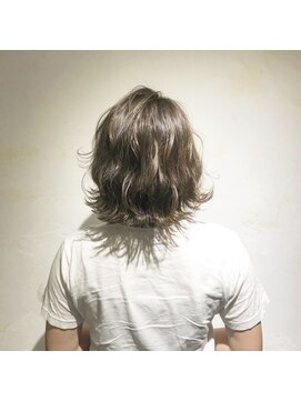 エメ 中崎町(eme) 【eme中崎町】 オリーブ×ボブ×外ハネ