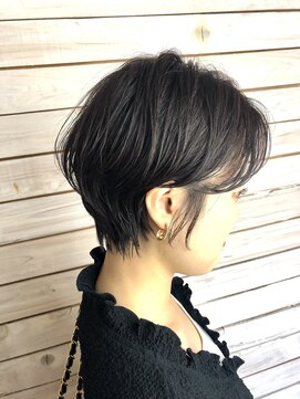 デコヘアー キートス(DECO HAIR kiitos) ハンサム耳掛けショート