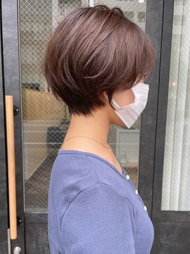 クシェル(kuschel) 丸みショートボブ