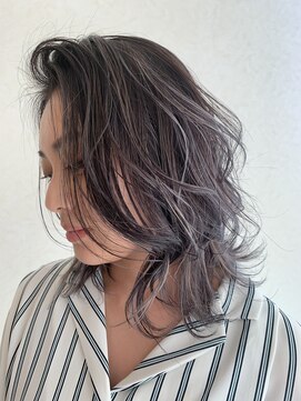 リード バイ ラグーン(LEAD by LAGOON) コントラストハイライトグレージュケアブリーチインナーカラー