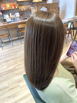 サラ(sarah) オリーブベージュ/ブリーチ無しヘアカラー