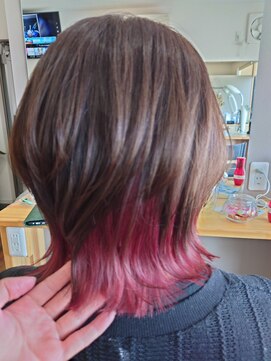 アグー(Aguu) ウルフとインナーカラー