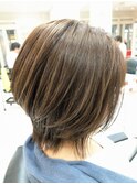 白髪ぼかしハイライト 明るい白髪染め ショート