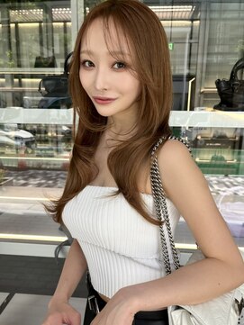 アフロート ディル(AFLOAT D'L) レイヤーカットブリーチあり透明感カラー小顔ロングヘア