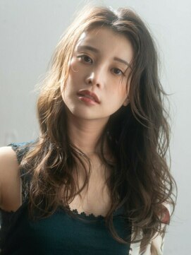 エミュ 表参道 青山(emu) 【emu井上信洋】デジタルパーマで大人かわいいロング【エミュ】