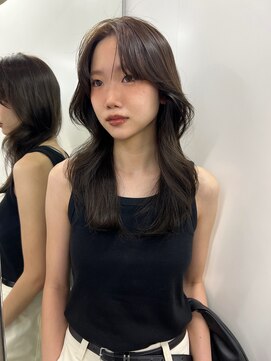 ヌーヴ(Nu:v) レイヤーカット/オリーブベージュ