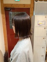 キングスベリー(Hair Relaxation King's Berry)&nbsp;暗めカラーグレージュ×肩上ぱつっとボブ9.30