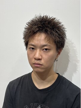 シャイン 大宮(SHINE) メンズカット/パーマ/ヘッドスパ/ブリーチ/眉毛/韓国/大宮/Men's