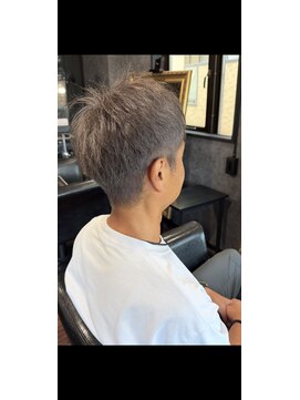 リリーズ(Lily's) 刈り上げショート