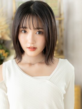 カバーヘア ブリス 上尾西口店(COVER HAIR bliss) 黒髪ダークアッシュ切りっぱなしくびれレイヤーボブh5上尾30代